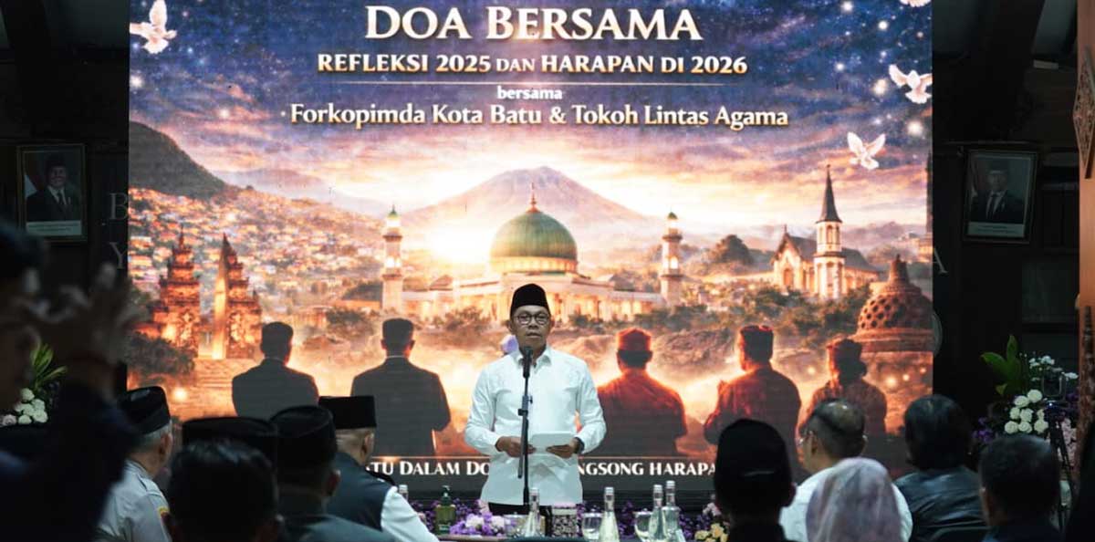 Wali Kota Batu saat memberi sambutan.