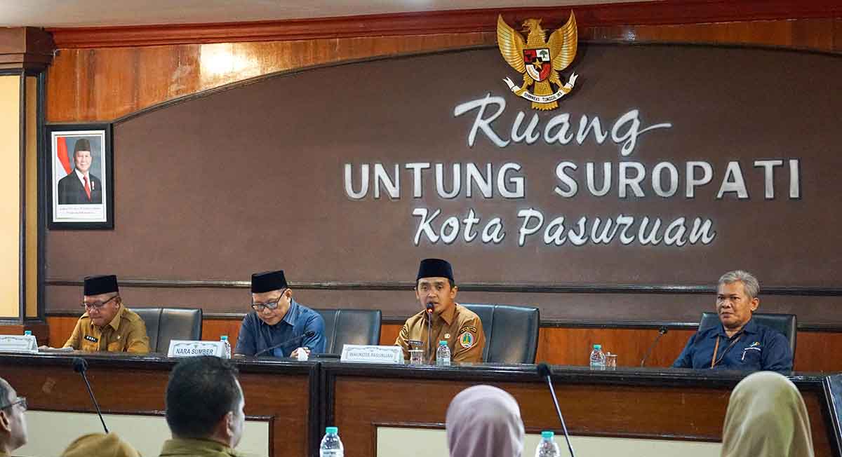 Wali Kota Pasuruan saat memberi sambutan.