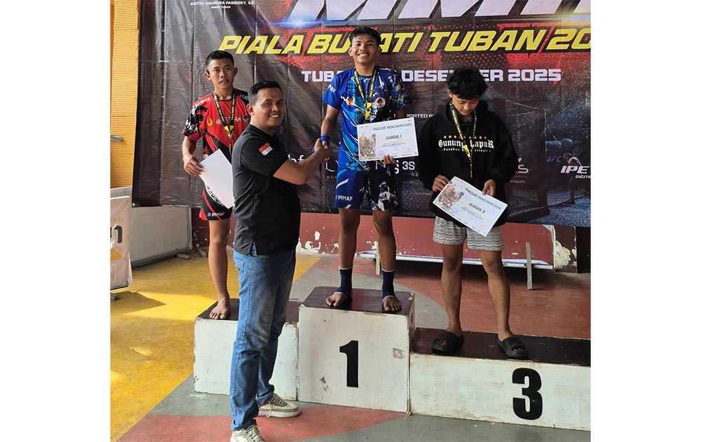 Belasan atlet dari Kanor Fighting Academy (KFA) Bojonegoro menyabet medali di Kejuaraan Provinsi IBCA–MMA Piala Bupati Tuban 2025. 