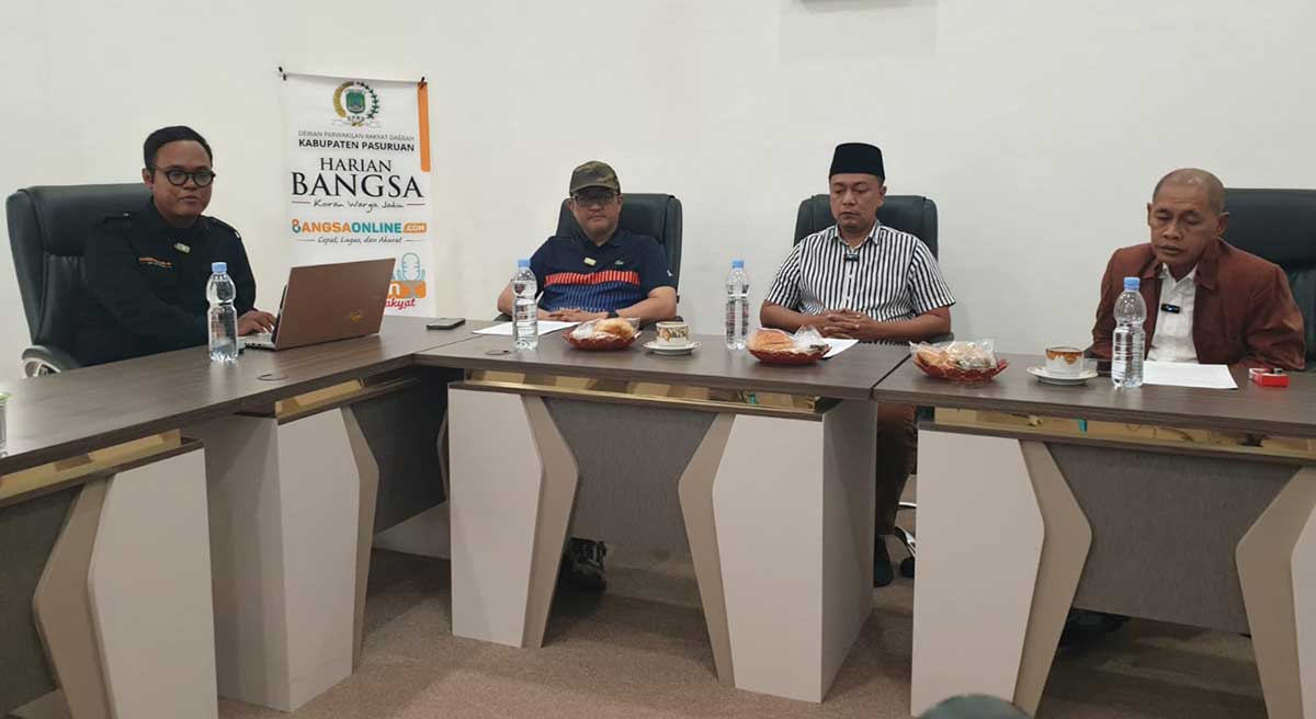 Anggota Komisi III DPRD Kabupaten Pasuruan saat podcast bersama BANGSAONLINE dalam program Jawara atau akronim dari Jagongan Wakil Rakyat.
