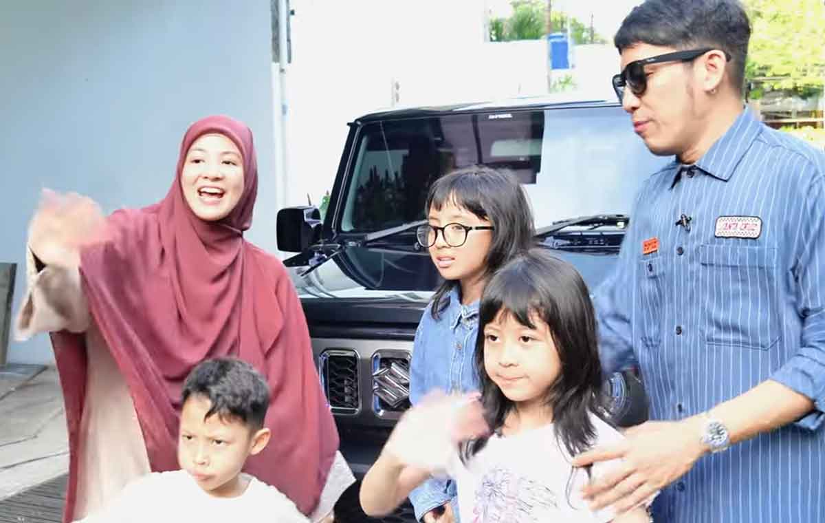 Foto: Tangkapan Layar YouTube @TrioStrongFamily
