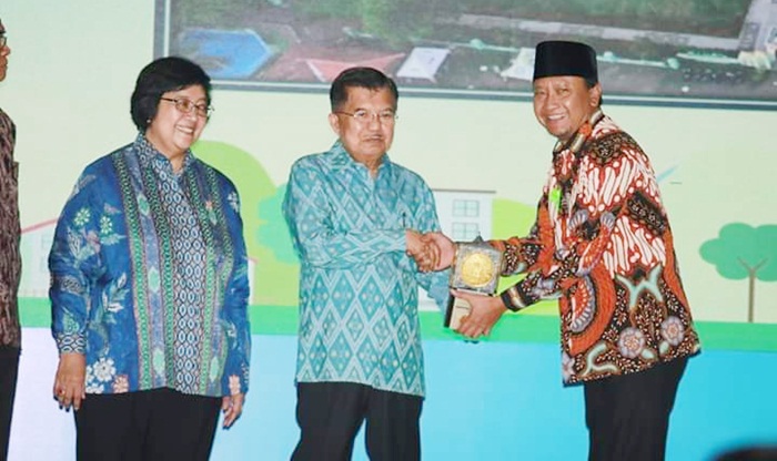 Piala Adipura Siap Diarak Keliling Bangil Pasuruan