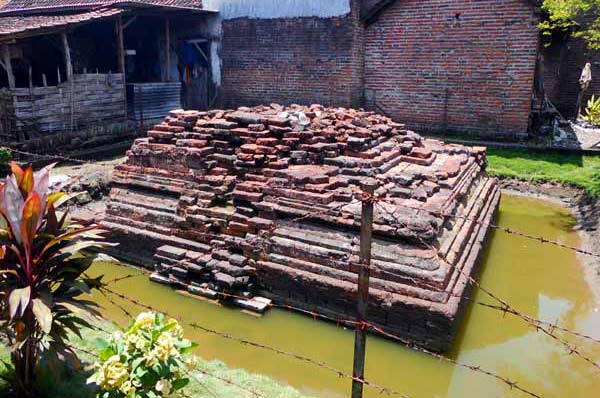 Sering Kebanjiran, Candi Pamotan I dan II Rusak