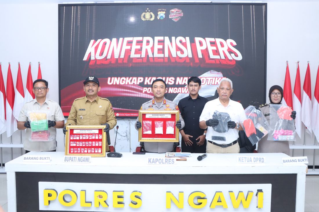 Konferensi pers Polres Ngawi dalam pengungkapan kasus narkotika jenis sabu