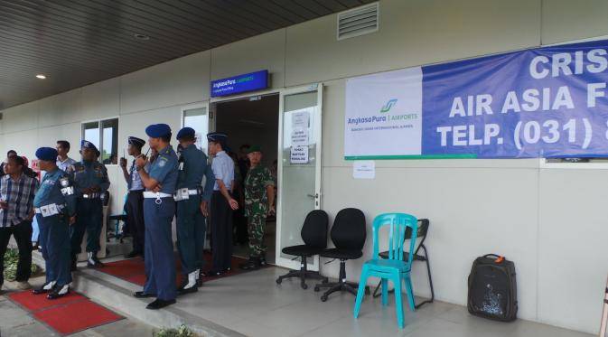 Posko Crisis Center saat masih di Bandara Juanda. foto: liputan6.com