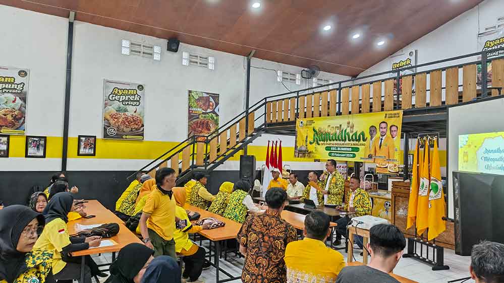 Suasana Safari Ramadhan DPD Partai Golkar Kota Malang di Kecamatan Blimbing.
