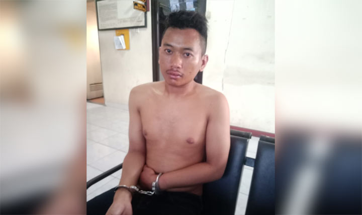 Tersangka Rizal Wahyu Prastowo saat diamankan.