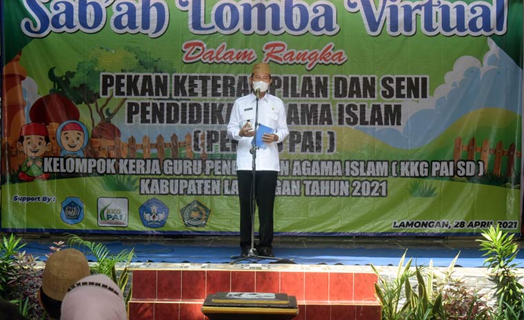 Bupati Yuhronur saat menyampaikan sambutan dalam pembukaan Sab’ah Lomba Virtual.