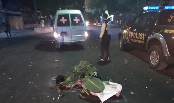 Korban tewas sebelum dievakuasi petugas.