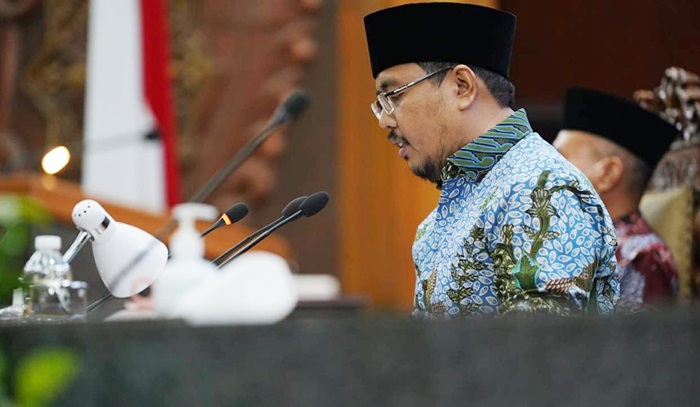 H. Anwar Sadad, S.Ag, M.Ag, Wakil Ketua DPRD Jawa Timur memimpin doa untuk almarhum Buya Syafii Maarif. foto : istimewa