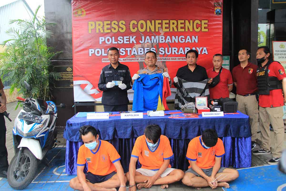 Pelaku pembobolan dan penadah hasil pembobolan rumah
