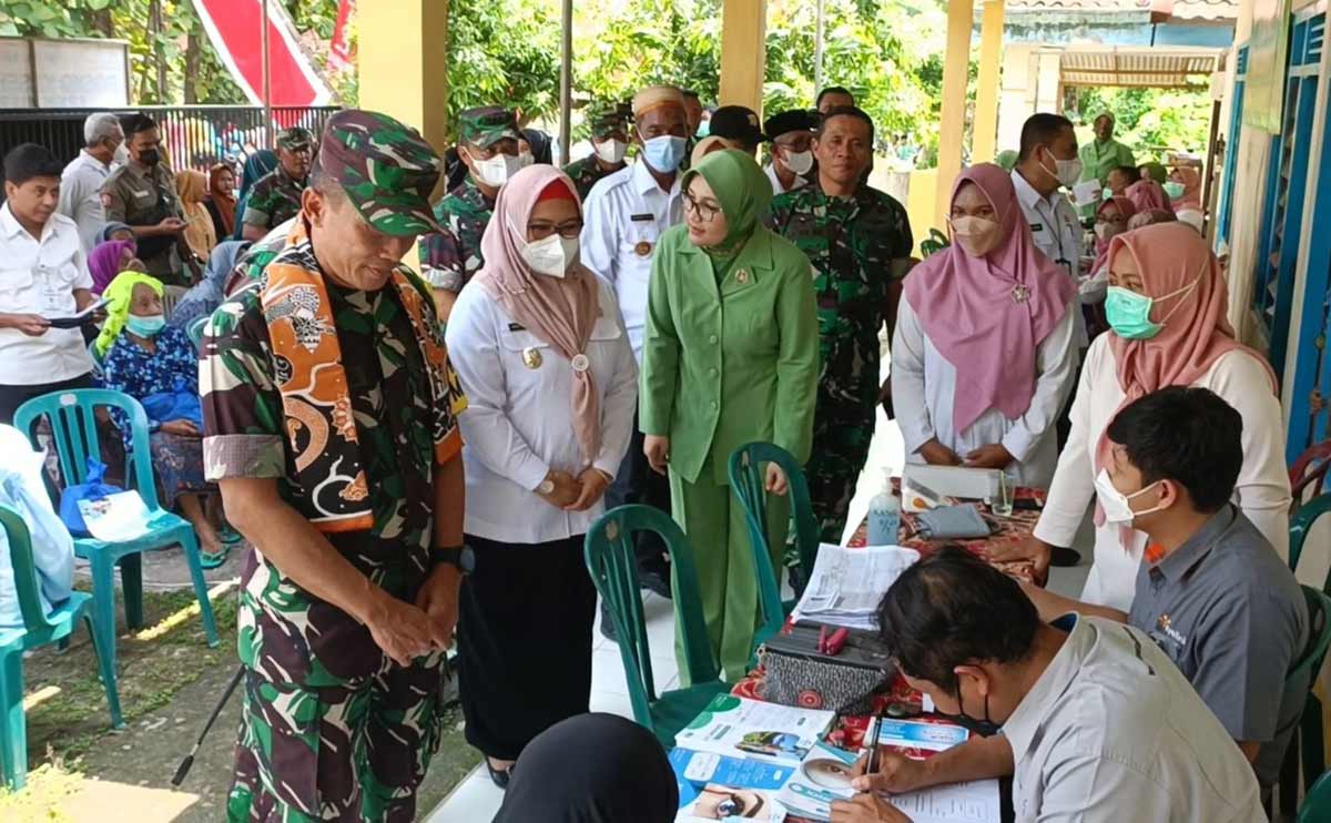 Dandim Gresik Dampingi Kunker Tim Wasev TMMD ke-115 di Desa Kramat