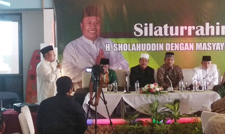 H. Sholahudin saat menyampaikan sambutan.