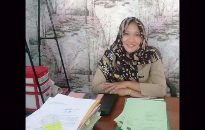 Sekcam Kalipuro, Ika Herdiana Friaresta.