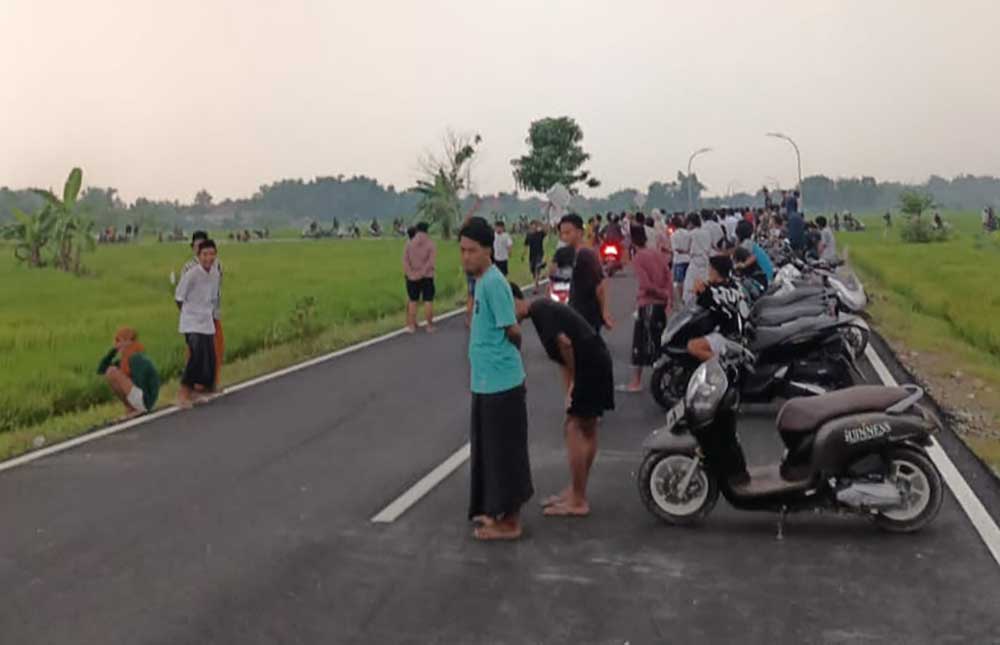Jalan Lingkar Selatan di Sampang yang kerap digunakan sebagai lintasan balap liar saat bulan Ramadhan.
