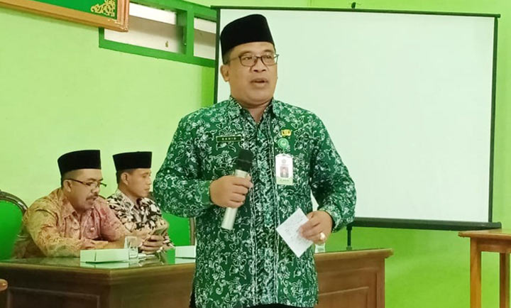 Kepala Kemenag Tuban, Sahid.