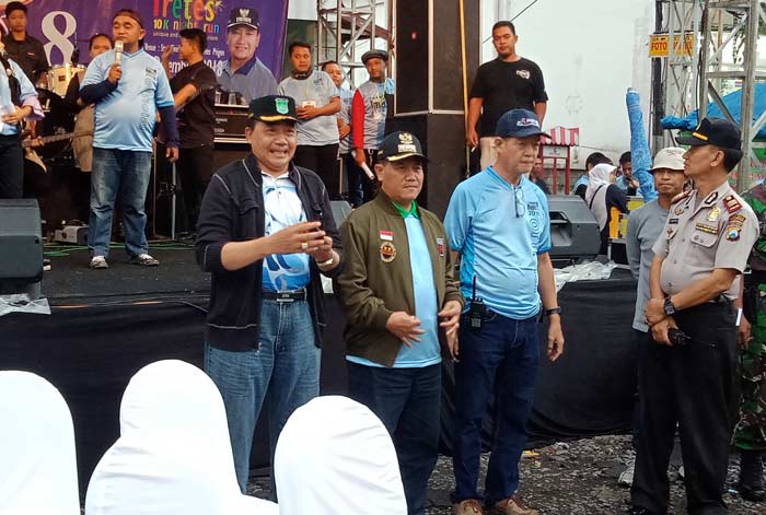 Suasana pembukaan oleh Kadispora A. Munif, didampingi Lucas, Camat Mujiono, dan Kapolsek Prigen.