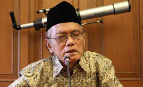 KH. Drs. H. A Ghozali Masruri. foto: tribunnews