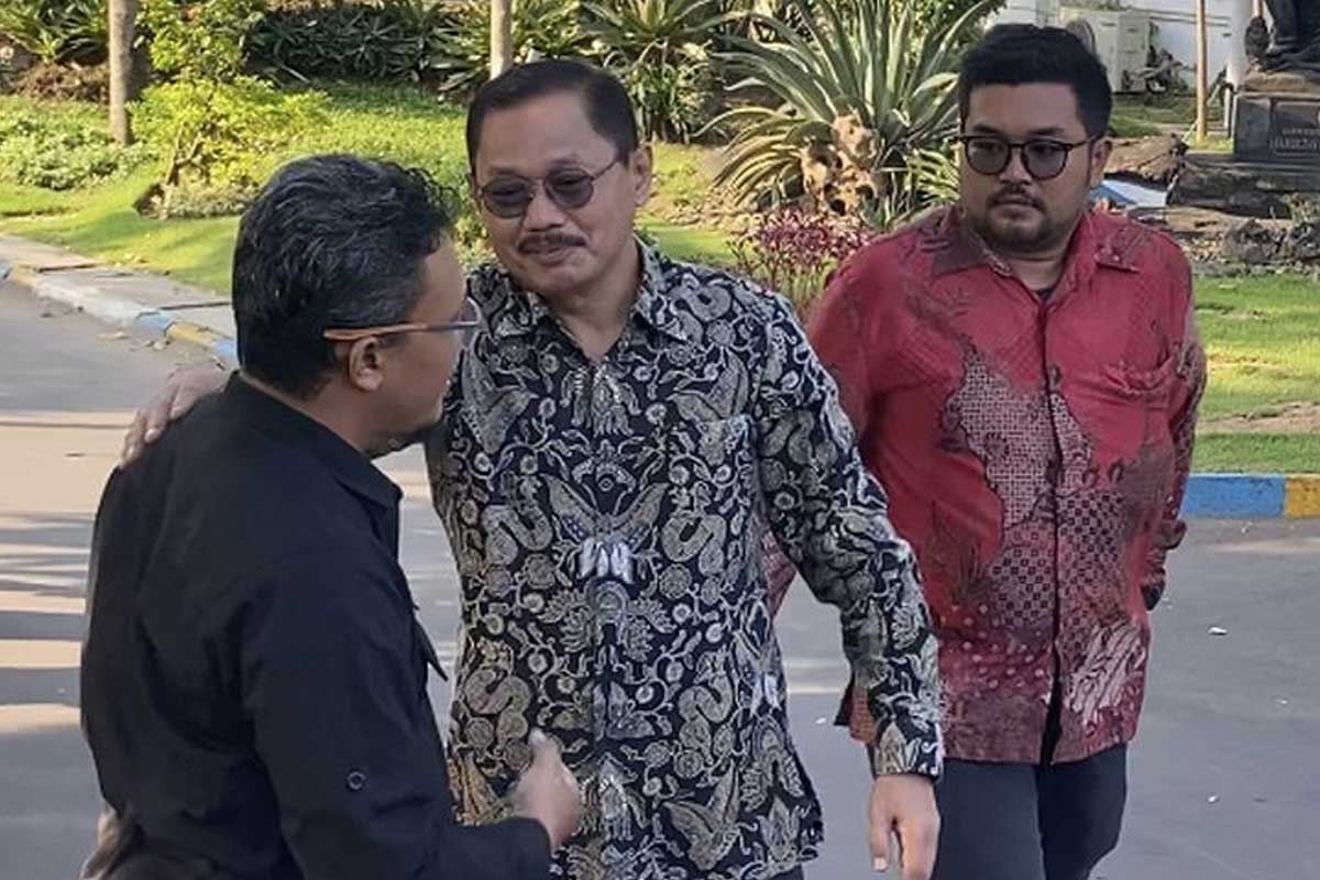 Soal Pencopotan Sebagai Dekan FK Unair, Prof Budi Belum Lakukan Langkah ...