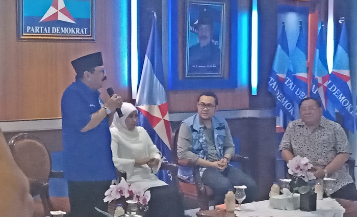 Pakde Karwo memaparkan kesiapan Partai Demokrat untuk memenangkan Khofifah-Emil dalam Pilgub Jatim 2018.