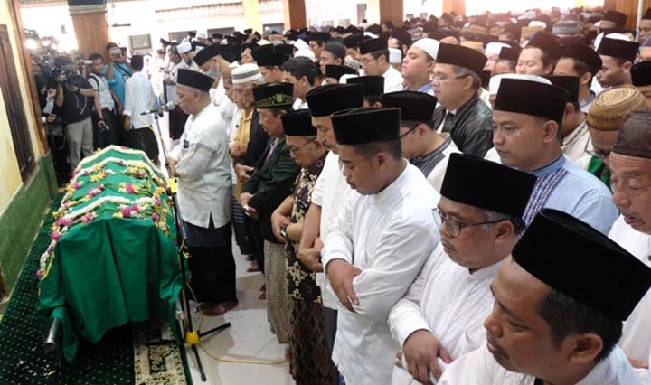 Kang Irwan: Gus Sholah adalah Pelita Bangsa