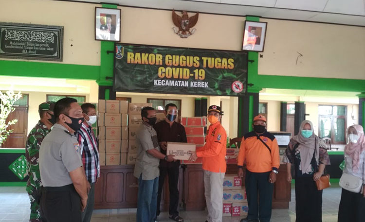 Sigap, BPBD Tuban Salurkan Bantuan kepada Keluarga Meninggal Beruntun