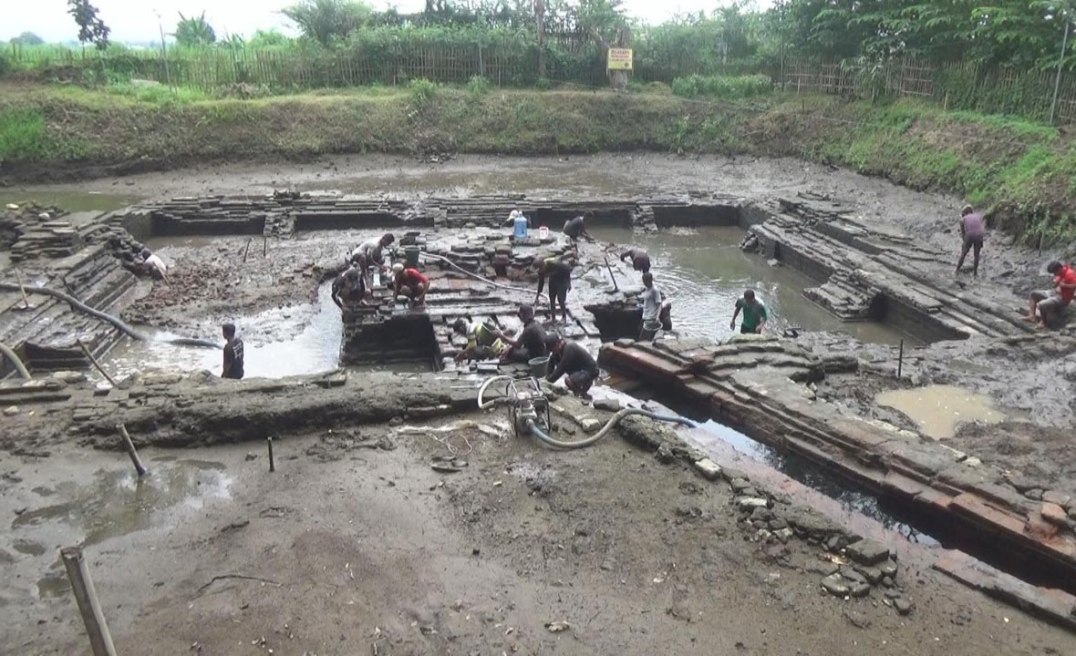 Ekskavasi Lanjutan Situs Petirtaan Sumberbeji Temukan Jaladwara ke-13