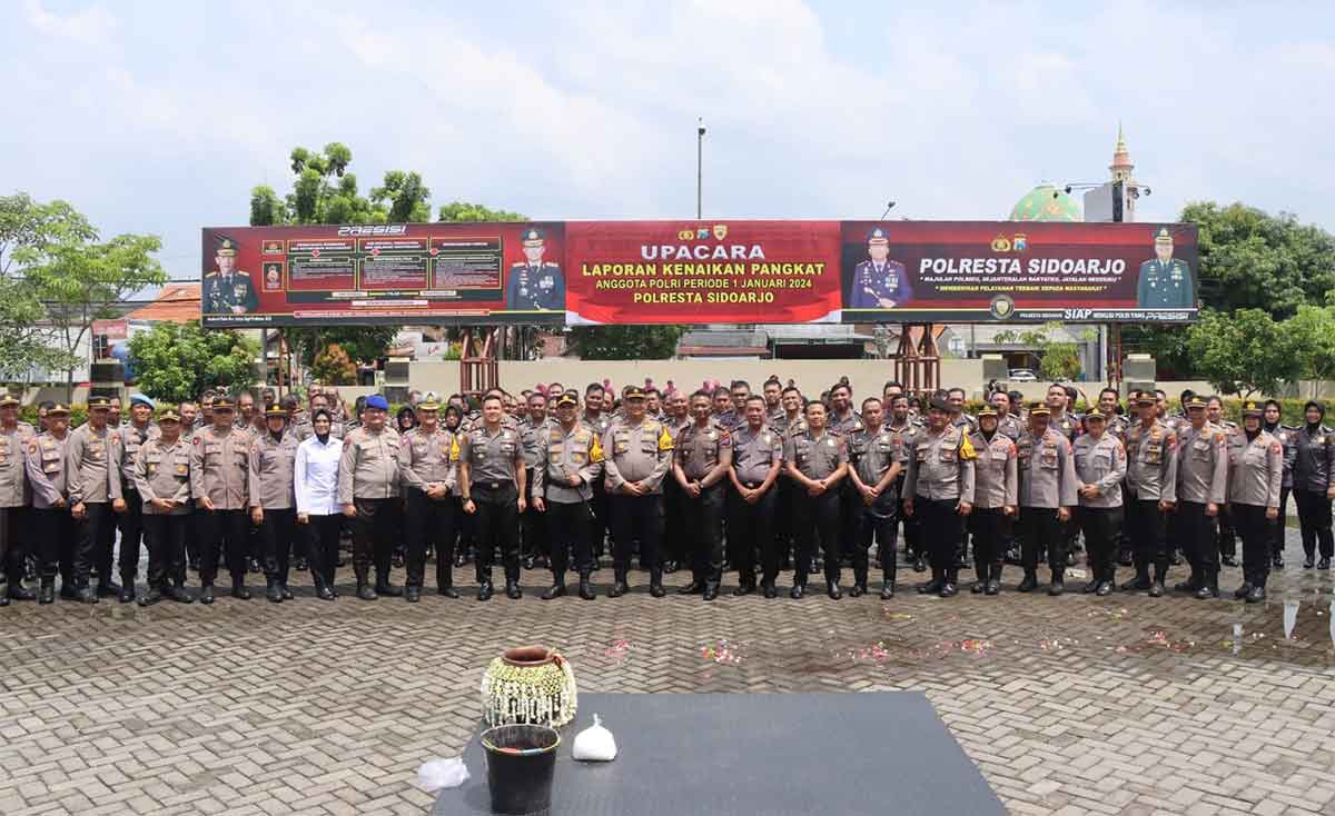 Awali 2024, 127 Personel Polresta Sidoarjo Naik Pangkat