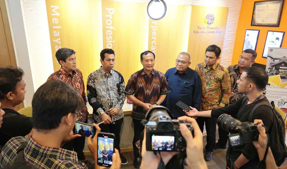 Kapusdatin Kementerian ATR/BPN, I Ketut Gede Ary Sucaya, saat memberi keterangan ke awak media.