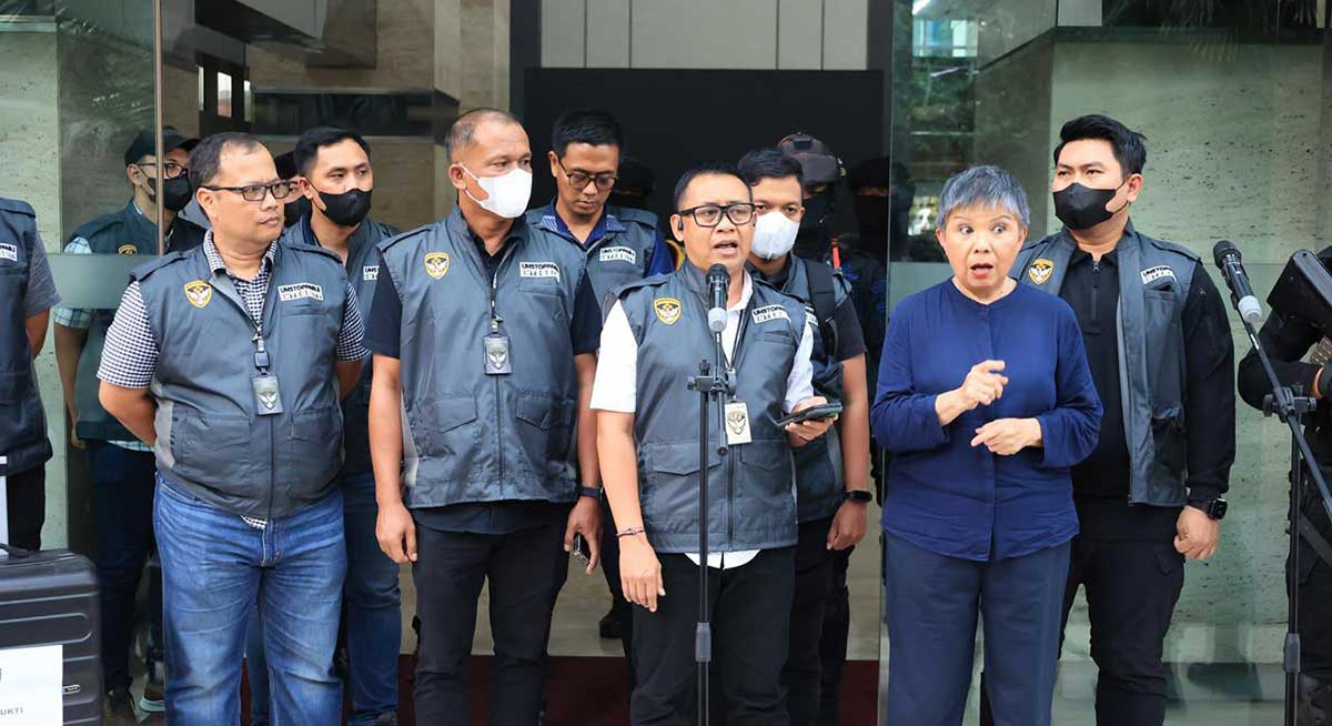 Ketua Tim Penyidik Dittindak Kortastipidkor Polri, Kombes Pol Gunawan, saat konferensi pers terkait dugaan korupsi Pabrik Gula Asembagus.