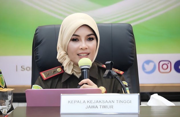 Kepala Kejaksaan Tinggi Jawa Timur, Mia Amiyati. (ist)