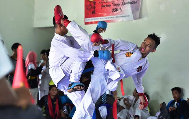 Karate, salah satu cabang olahraga di porkab.