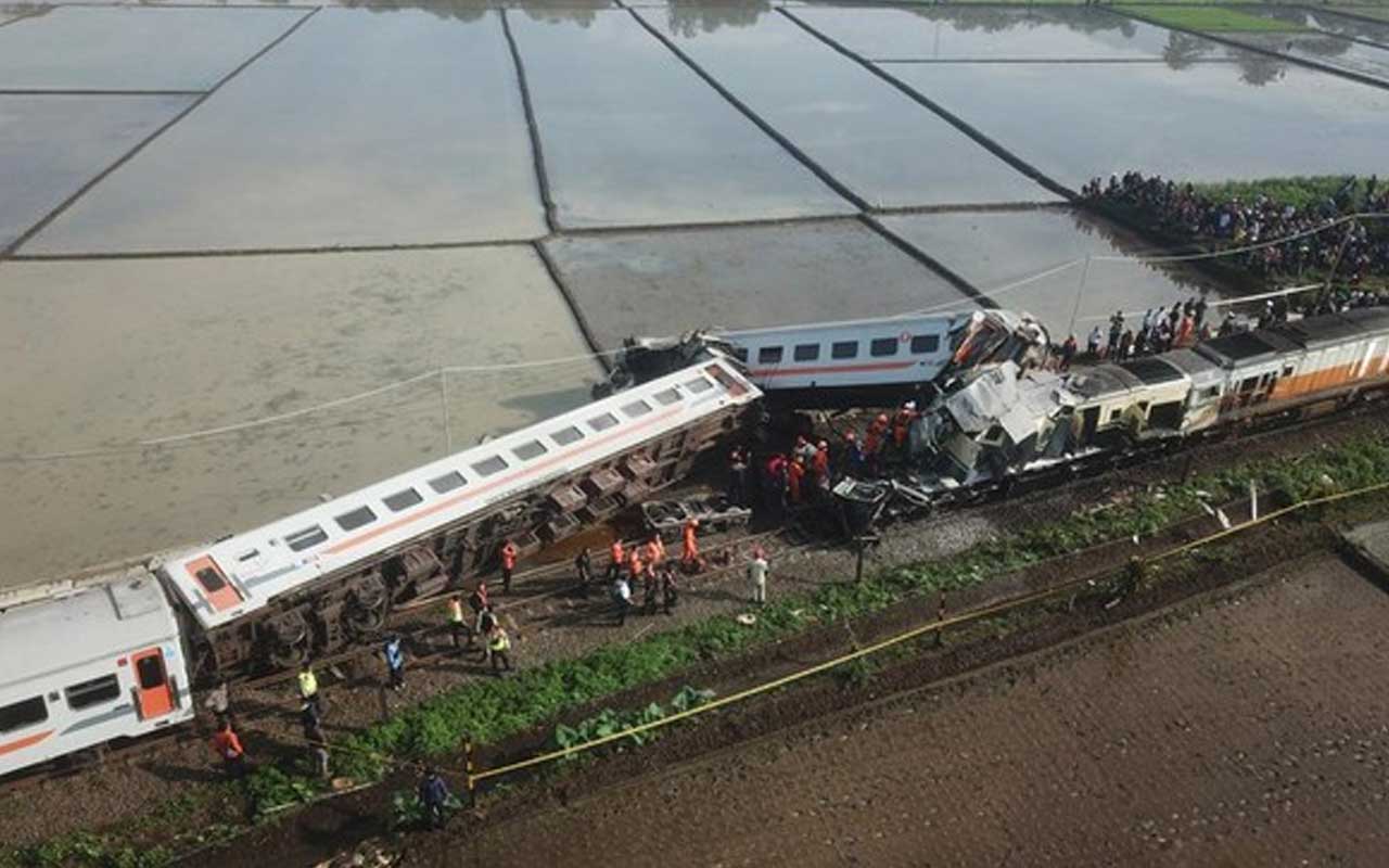 Satu dari Empat Korban Kecelakaan Kereta API Turangga Sudah Teridentifikasi. Foto: ANTARA FOTO/Raisan Al Farisi