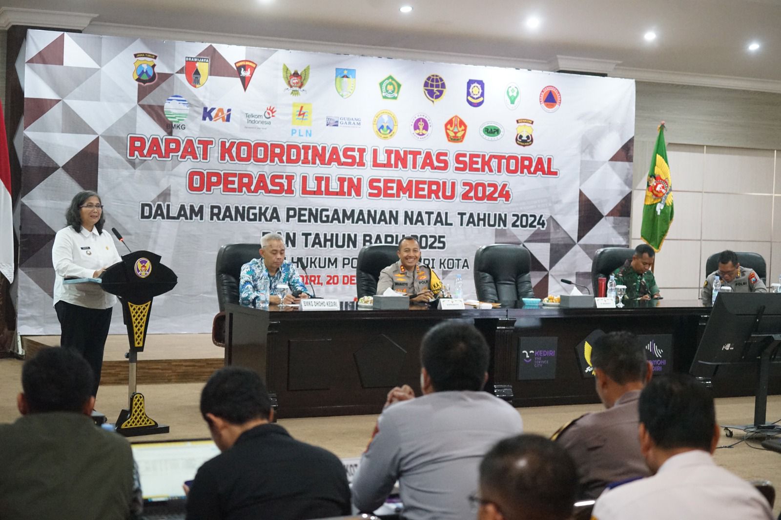 Persiapan Nataru, Pj Zanariah Beri Arahan Dalam Rakor Operasi Lilin Semeru 2024 Kota Kediri