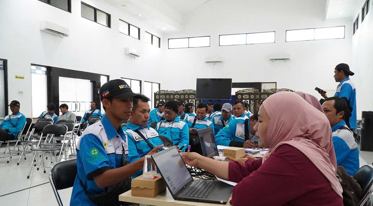 Program CKG atau Cek Kesehatan Gratis bagi petugas biller yang digelar PLN UP3 Madura.