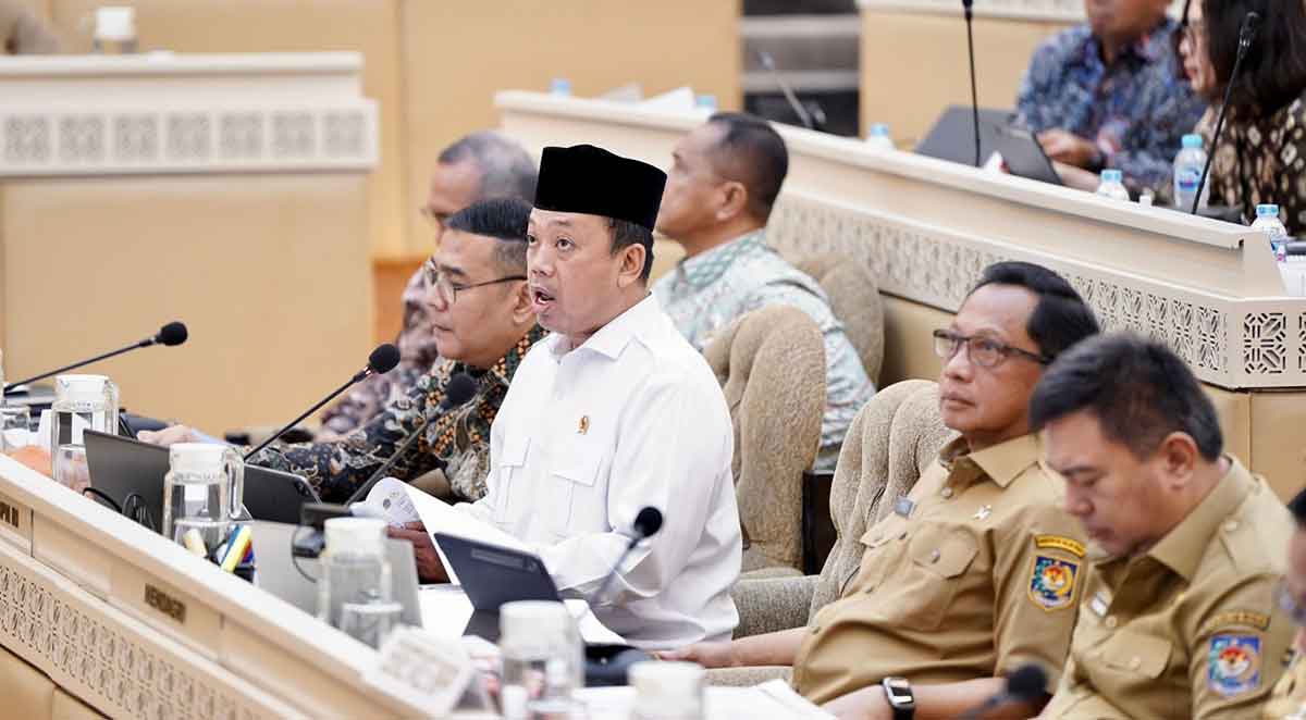 Menteri ATR/BPN saat menghadiri RDP dengan Komisi II DPR RI.