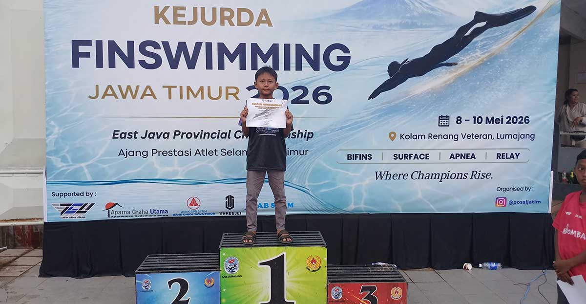Salah satu atlet selam dari Kabupaten Kediri yang berhasil meraih juara di Kejurda Finswimming Jatim 2026. Foto: Ist