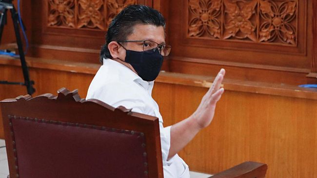 Pakar Gestur dan Mikroeskspresi Sebut Ferdy Sambo Tertekan dan Kehilangan Harapan Saat Jalani Sidang Vonis. Foto: Ist
