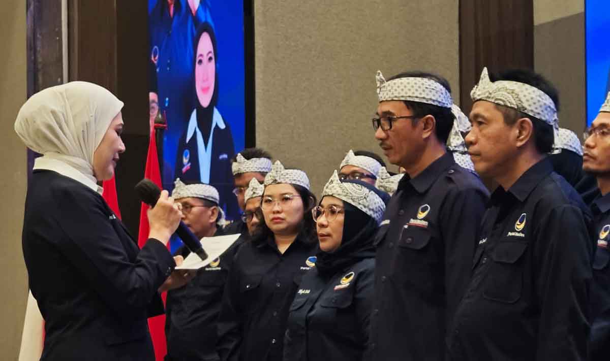Pelantikan Syaiful Ma’arif sebagai Ketua DPD NasDem Surabaya periode 2025–2030.