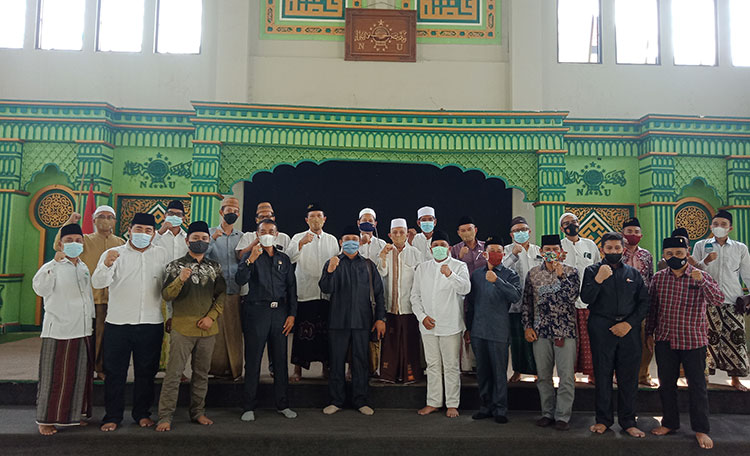 Pemerintah legislatif bersama para alim ulama saling bersinergi untuk kebaikan masa depan Kabupaten Pasuruan. (foto: ist)