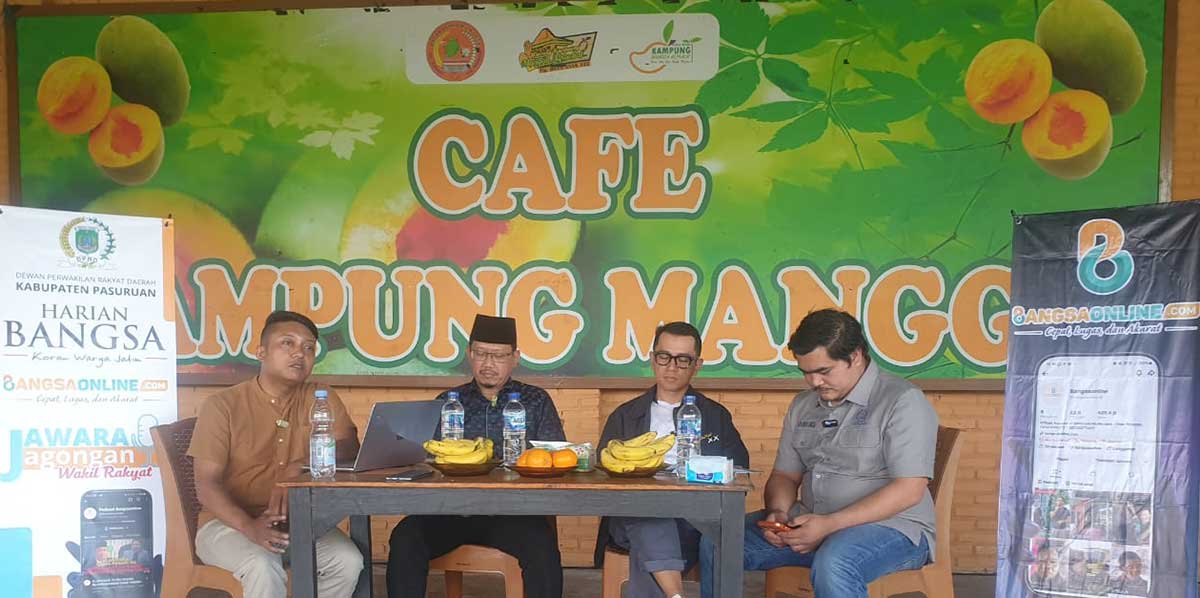 Anggota Komisi III DPRD Kabupaten Pasuruan saat podcast bersama BANGSAONLINE dalam program Jawara atau akronim dari Jagongan Wakil Rakyat.
