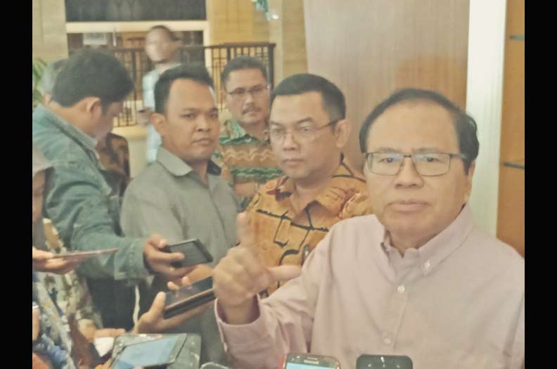 Dr Rizal Ramli.