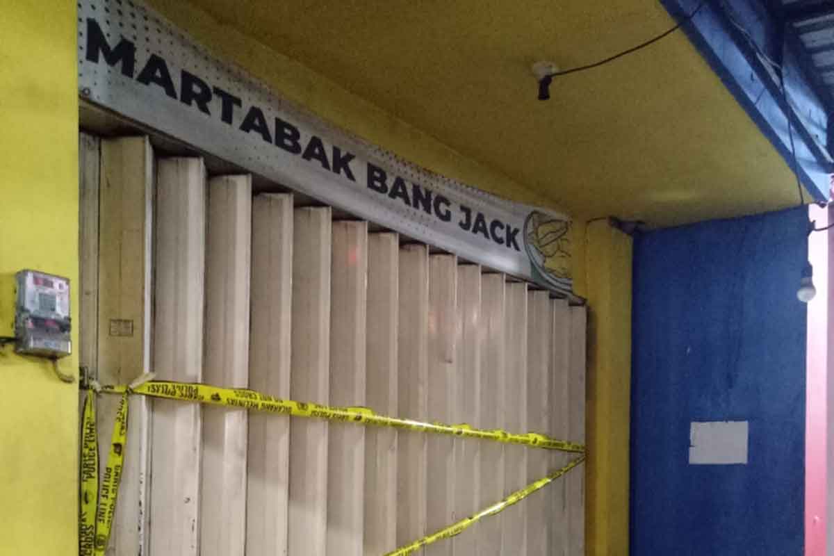 Kebakaran yang terjadi di Kios Martabak Bang Jeck, Jalan Raya Meri, Mojokerto.