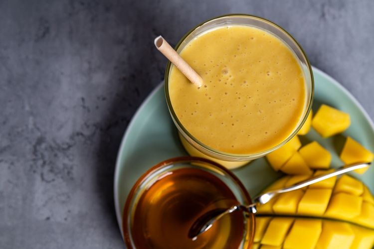 Resep Smoothie Mangga Jeruk Rempah, Cocok untuk Obati Sesak Napas
