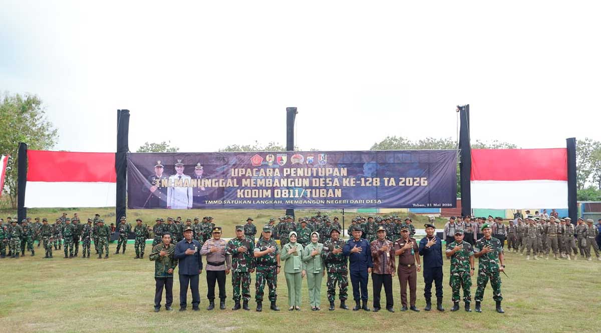 Upacara penutupan Program TMMD ke-128 Tahun Anggaran 2026 yang digelar oleh Kodim 0811/Tuban.