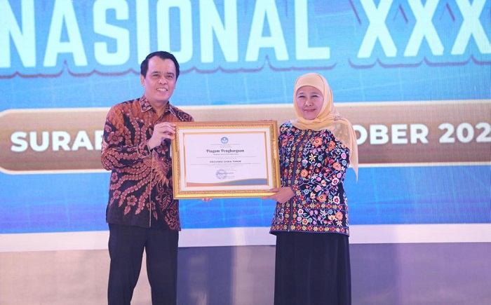Jatim Juara Umum LKS SMK Nasional, Khofifah Siapkan untuk World Skill Competition di Prancis