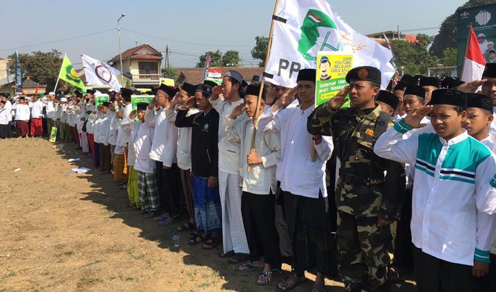Ribuan Santri Ikuti Upacara HSN, PCNU Jember: Santri Millenial Harus jadi Penjelajah Intelektual