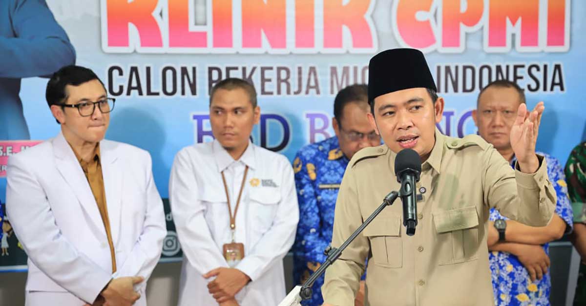Bupati Jember saat pemaparan terkait Beasiswa Cinta Bergema.