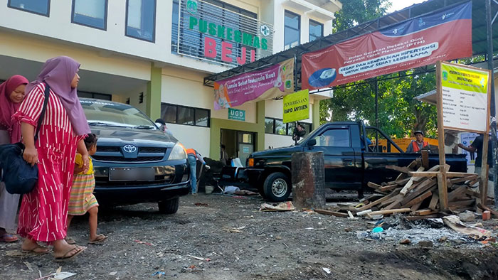 Suasana pembangunan Puskesmas Beji, Kabupaten Pasuruan.