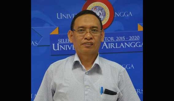 Rektor Universitas Airlangga Prof. Dr. Mohammad Nasih, SE, MT, Ak.
